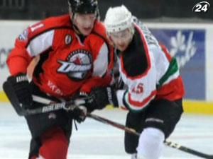 Чемпион Украины "Донбасс" достиг полуфинала плей-офф Высшей хоккейной лиги Чемпион Украины "Донбасс" достиг полуфинала плей-офф Высшей хоккейной лиги