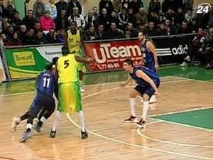 Баскетбольная "Говерла" в принципиальной игре одолела "Днепр"