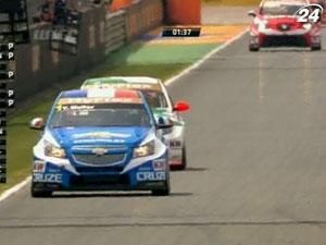 Лидер нового сезона WTCC Иван Мюллер одержал первый поул-позишн в году Лидер нового сезона WTCC Иван Мюллер одержал первый поул-позишн в году