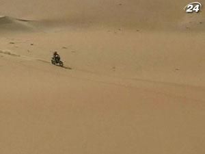 Гонки: Жан-Луи Шлессер упрочил преимущество в общем зачете в Абу-Даби Гонки: Жан-Луи Шлессер упрочил преимущество в общем зачете в Абу-Даби