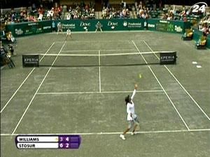Саманта Стосур впервые в карьере обыграла Венус Уильямс