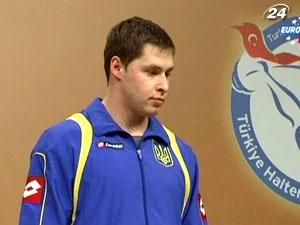 Тяжелая атлетика: единственный украинец на первенстве Сергей Тагиров получил "малую бронзу"