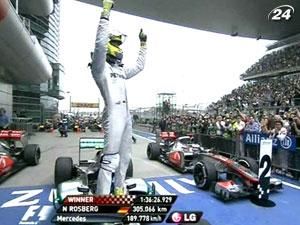Формула-1: Ніко Росберг здобув першу перемогу в кар'єрі
