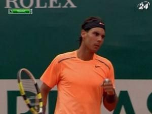 Теніс: Рафаель Надаль успішно стартував на тенісному Мастерсі у Монте-Карло Теніс: Рафаель Надаль успішно стартував на тенісному Мастерсі у Монте-Карло