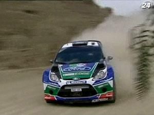 Пілоти готуються до старту Ралі Аргентини Пілоти готуються до старту Ралі Аргентини