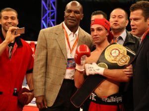 Пол Малиньяжи - новый чемпион мира по боксу по версии WBA