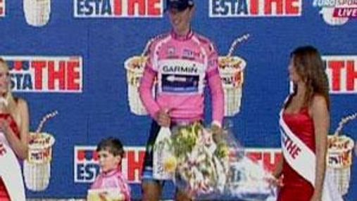 Велоспорт: Рамунас Навардаускас - новый владелец розовой майки лидера