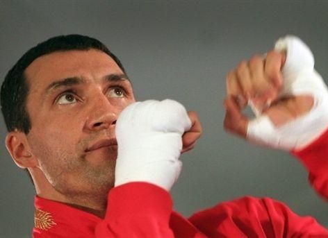 Кличко готовиться к бою с Томпсоном в Донецке. Кличко готовиться к бою с Томпсоном в Донецке.