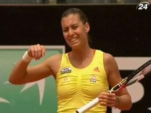 Пеннетта из-за травмы запястья не смогла доиграть матч с Уильямс Пеннетта из-за травмы запястья не смогла доиграть матч с Уильямс