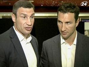 Брати Клички відвідали лондонську прем’єру фільму про себе Брати Клички відвідали лондонську прем’єру фільму про себе