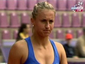 Радванска разгромила Цуренко на теннисном турнире в Брюсселе