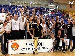 Баскетбол: "Донецк" впервые завоевал золотые медали чемпионата Суперлиги