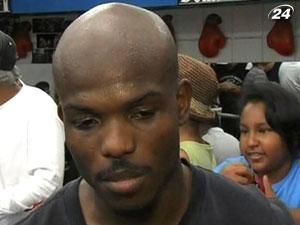 Бокс: Тимоти Брэдли готовится к поединку против Мэни Пакьяо Бокс: Тимоти Брэдли готовится к поединку против Мэни Пакьяо