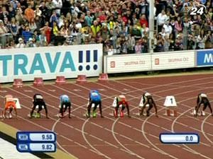 Усейн Болт невпевнено виступив на стометрівці у чеській Остраві Усейн Болт невпевнено виступив на стометрівці у чеській Остраві