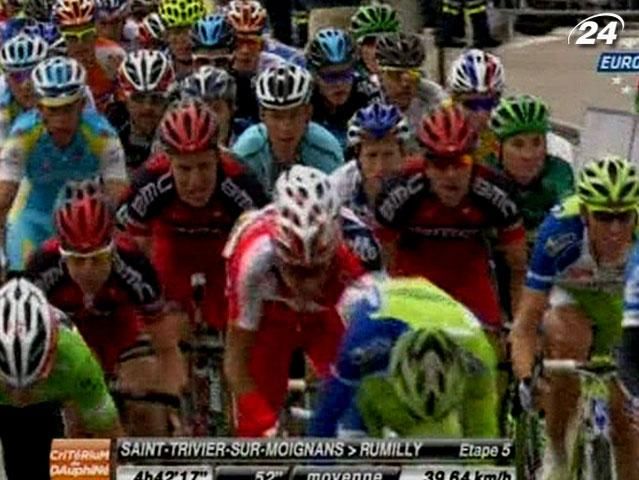 Велоспорт: Бредлі Вігінс продовжує очолювати загальний залік Criterium du Dauphine