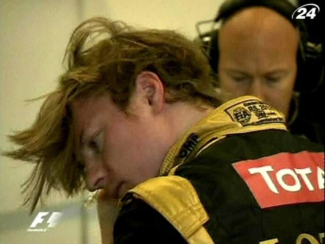 Кімі Ряйкенон досі не задоволений системою керма на боліді "Lotus" Кімі Ряйкенон досі не задоволений системою керма на боліді "Lotus"