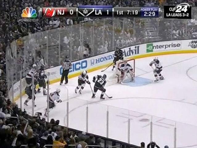 Хоккей: Стив Бернье избежал дополнительного наказания Хоккей: Стив Бернье избежал дополнительного наказания