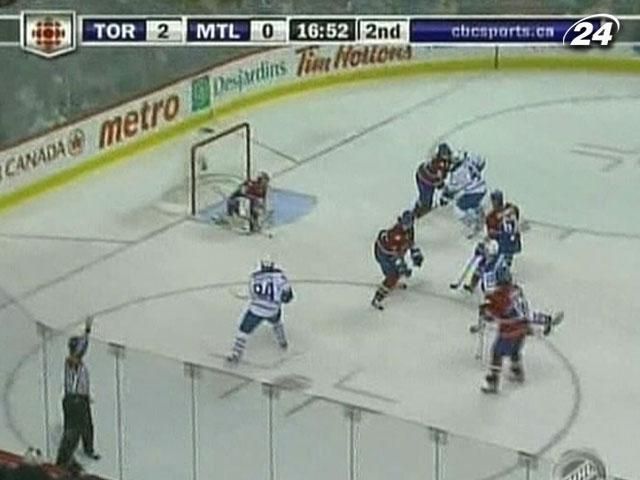 Хоккей: Алексей Поникаровский перешел в "Виннипег" Хоккей: Алексей Поникаровский перешел в "Виннипег"