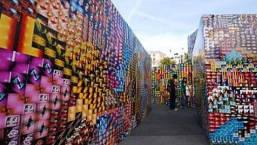 До Олімпіади в Лондоні відкрили стіну з ломографічними фотографіями
