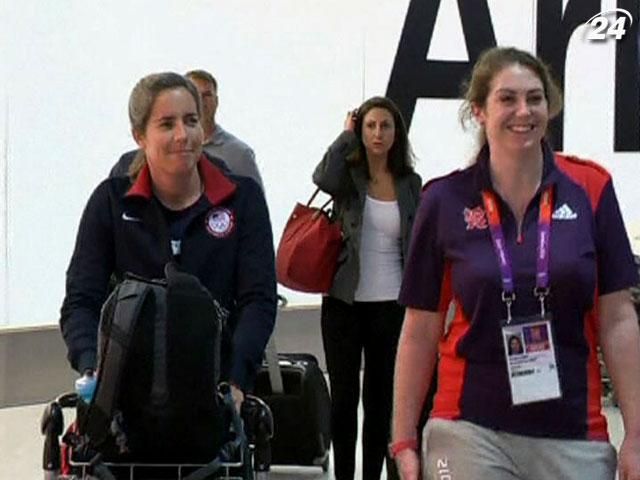 В Лондон стали прибывать спортсмены для участия в Олимпиаде В Лондон стали прибывать спортсмены для участия в Олимпиаде