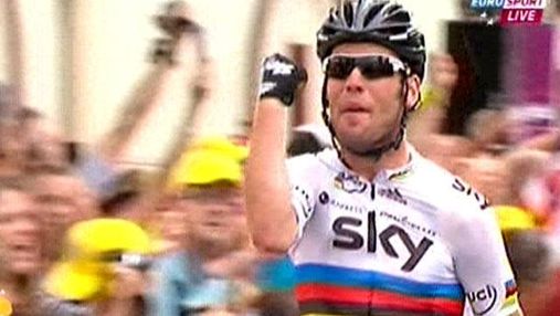 Велоспорт: Кавендиш выиграл финишный спурт 18 этапа "Тура Франции"