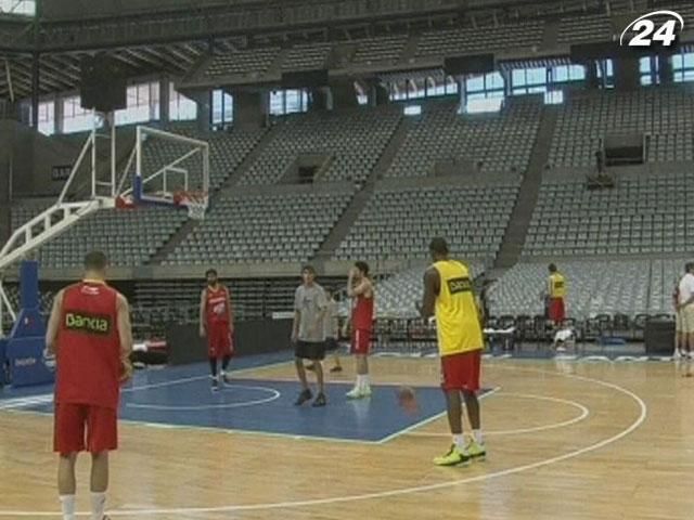 Збірні США та Іспанії готуються до товариського матчу Збірні США та Іспанії готуються до товариського матчу