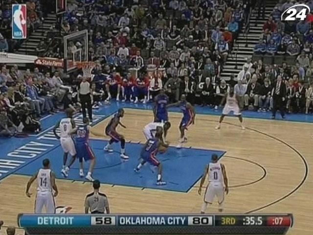 Arizona Republic: Джеймс Харден хоче виступати за "Фінікс" Arizona Republic: Джеймс Харден хоче виступати за "Фінікс"