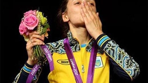 Президент поздравил украинку с "золотом" на Олимпиаде