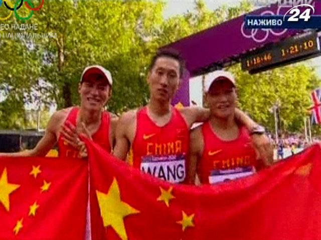 На подіум Олімпіади у спортивній ходьбі потрапили 2 китайців - Чен і Ванг