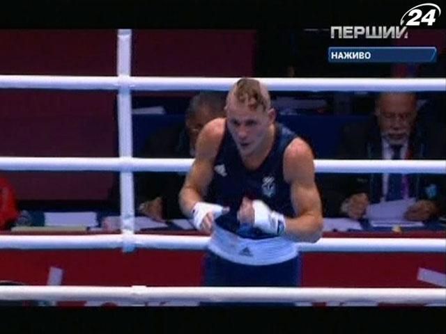 Боксери Денис Берінчик та Олександр Усик точно матимуть медалі