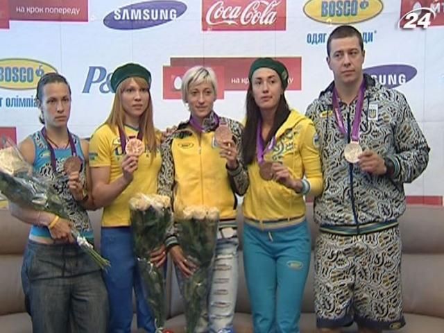 Украинские легкоатлеты вернулись домой