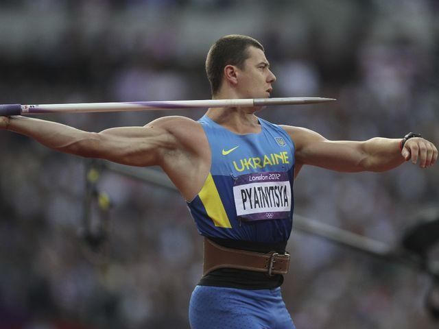 Срібний призер П'ятниця тренувався вночі, працюючи сторожем Срібний призер П'ятниця тренувався вночі, працюючи сторожем