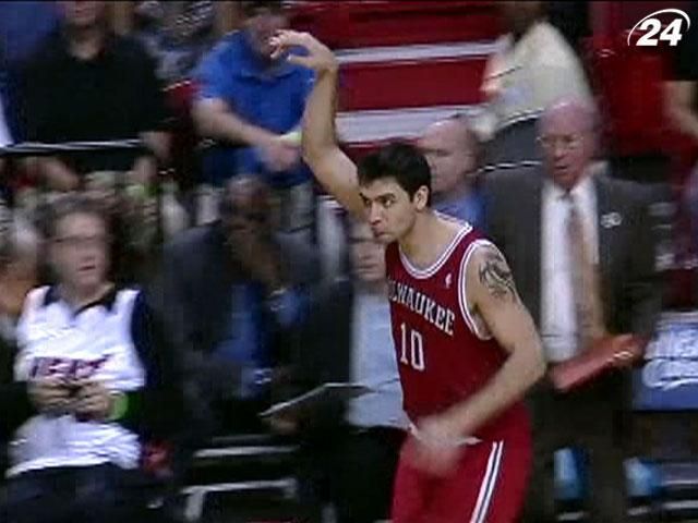 Дельфино подписал годовой контракт с "Хьюстон Рокетс" Дельфино подписал годовой контракт с "Хьюстон Рокетс"