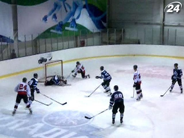 Хокеїсти харківського "Динамо" знову здобули перемогу над "Донбасом-2"