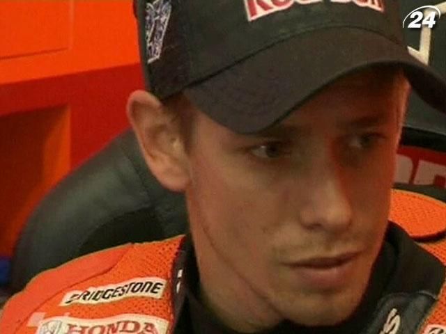 Кейсі Стоунер успішно переніс операцію на травмованій щиколотці Кейсі Стоунер успішно переніс операцію на травмованій щиколотці