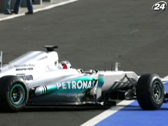Формула-1: Mercedes тестирует технические новинки во Франции