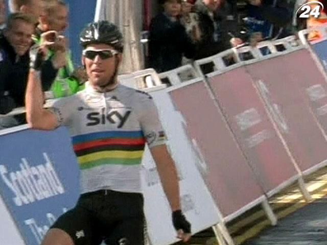 Марк Кавендіш здобув перемогу на велобагатоденці у Британії