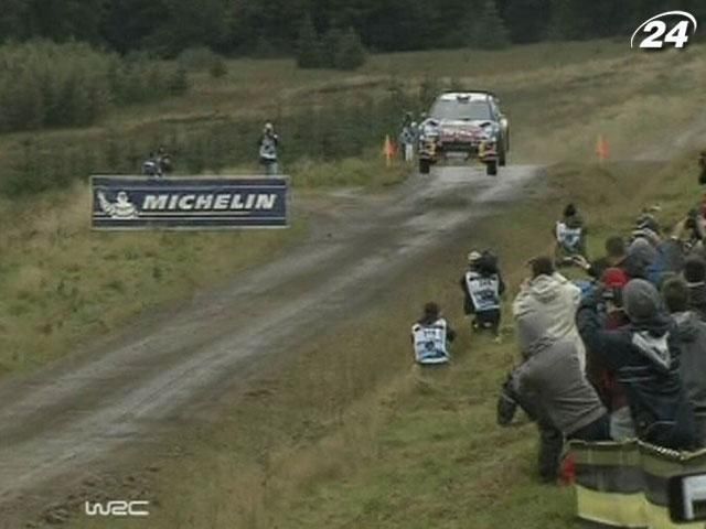 Перегони: Латвалі другий рік поспіль немає рівних на гран-прі Британії Перегони: Латвалі другий рік поспіль немає рівних на гран-прі Британії