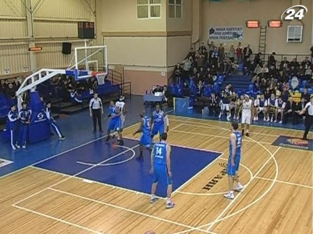 Баскетбол: Патрик Спаркс снова будет играть за "Говерлу" Баскетбол: Патрик Спаркс снова будет играть за "Говерлу"