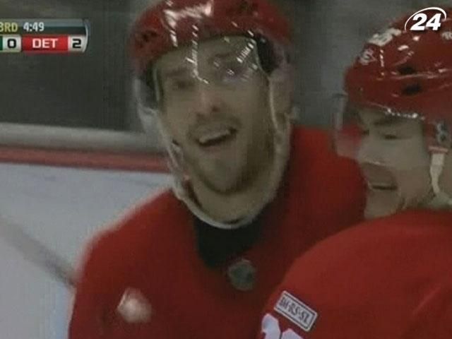 Патрис Бержерон станет игроком швейцарского "Лугано" Патрис Бержерон станет игроком швейцарского "Лугано"