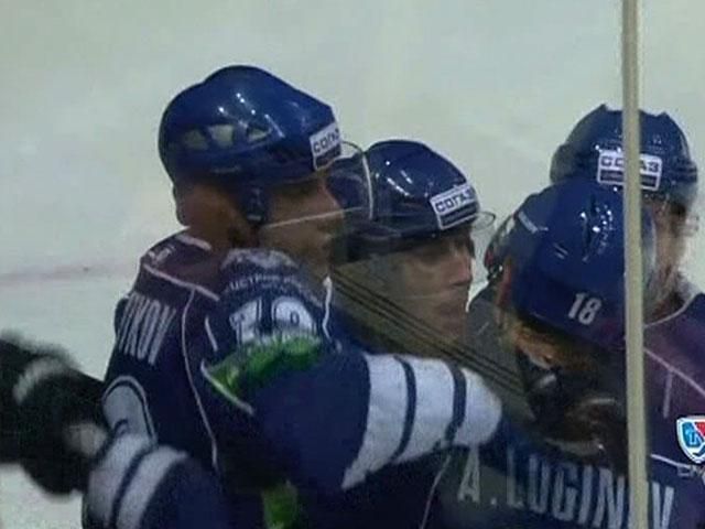 ХК "Амур" розгромив ХК "Автомобіліст" ХК "Амур" розгромив ХК "Автомобіліст"