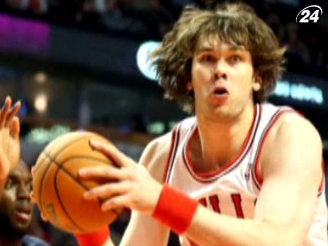 "Чикаго Булз" расторгли контракт с Кириллом Фесенко "Чикаго Булз" расторгли контракт с Кириллом Фесенко