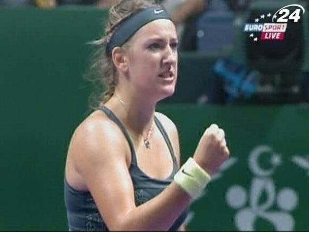 Теннис: Азаренко начала турнир в Стамбуле с тяжелой победы