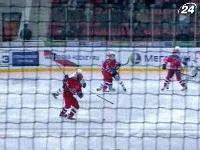 Хоккеисты ЦСКА обыграли "Сибирь" Хоккеисты ЦСКА обыграли "Сибирь"