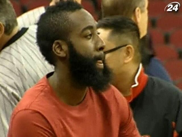 Джеймс Харден провів перше тренування у складі "Х’юстона" Джеймс Харден провів перше тренування у складі "Х’юстона"