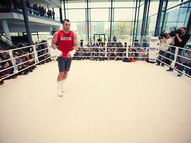 Відбулося відкрите тренування Кличка і Ваха (Фото. Відео) Відбулося відкрите тренування Кличка і Ваха (Фото. Відео)