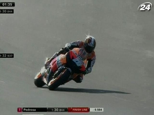 Дані Педроса виграв кваліфікацію "Гран-прі Валенсії" Дані Педроса виграв кваліфікацію "Гран-прі Валенсії"