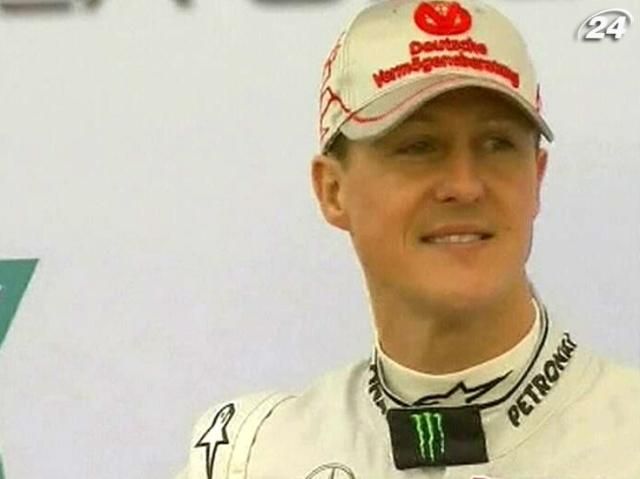 Формула-1: Михаэль Шумахер выступит еще минимум в двух гонках чемпионов