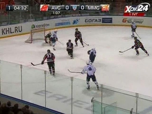 ХК "Металург", попри поразку, очолив конференцію "Схід" ХК "Металург", попри поразку, очолив конференцію "Схід"