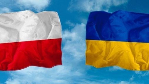 Польща багато чого не зробила у взаєминах з Україною, – експерт